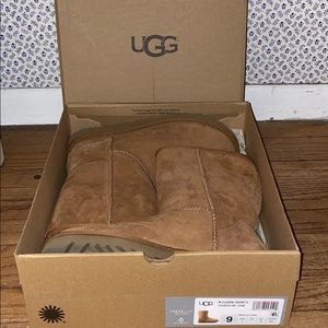 UGG Classic Chestnut boots veryy minimal use!